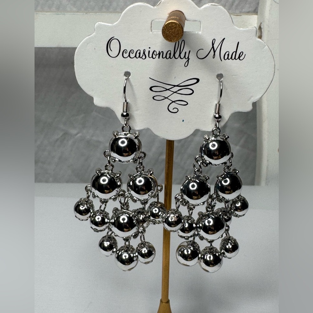 Silver Tone Ball Drop/ Grapes Chunky  Dangle Earrings